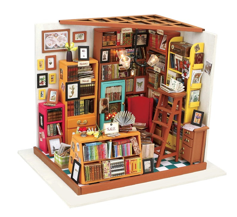 Miniature Sam's Study