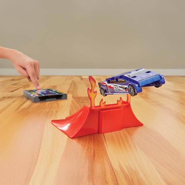 Flat 2 Fast Stunt Pack