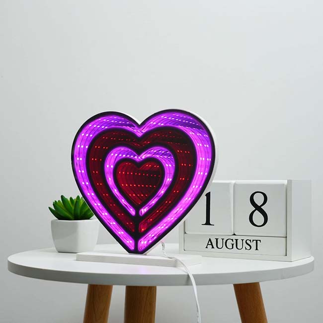 Infinity Mirror Heart